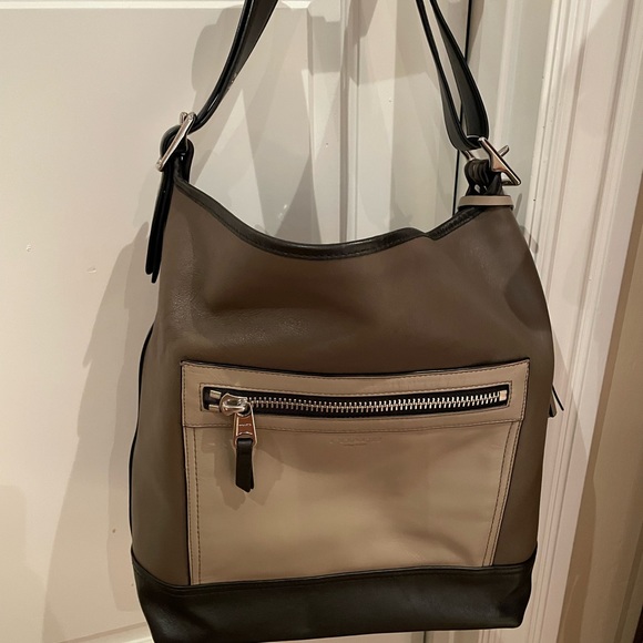 Coach Purse - Picture 12 of 14